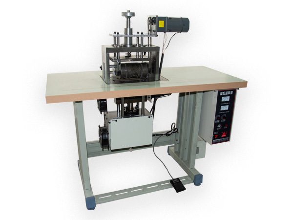 Table Design Sanitary Napkin Making Machine